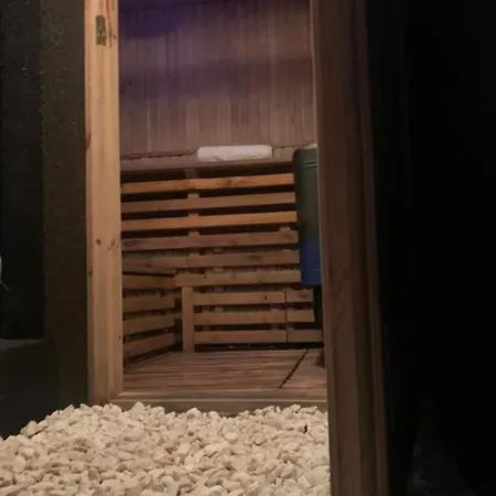 Dom Caloroczny Nad Jeziorem Sawinda Prázdninový dům Woszczele