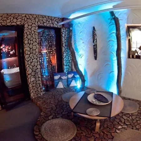 Prázdninový dům Dom Caloroczny Nad Jeziorem Sawinda *