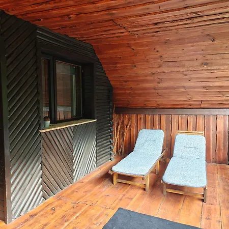 Prázdninový dům Dom Caloroczny Nad Jeziorem Sawinda Woszczele