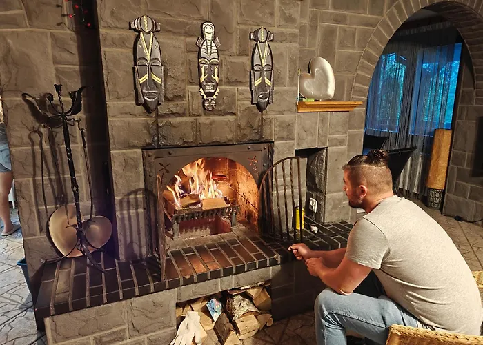 Dom Caloroczny Nad Jeziorem Sawinda